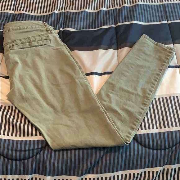 Olive Green American Eagle Skinny Jeans - Picture 1 of 6